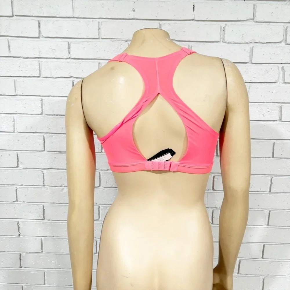 Victoria’s Secret On‎ Point Sports Bra